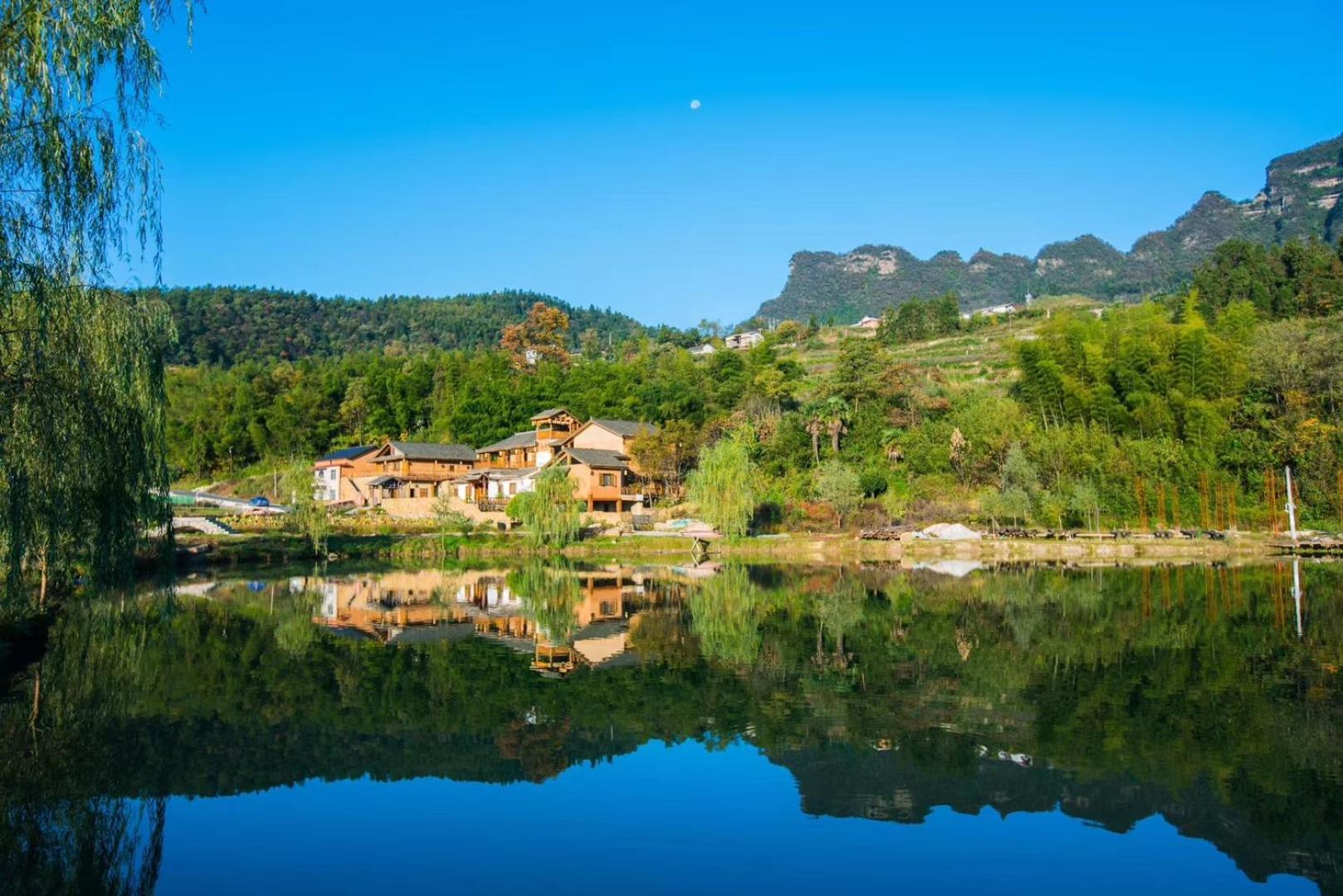ז'אנגג'יאג'י Dayong Antique Feature Resort מראה חיצוני תמונה